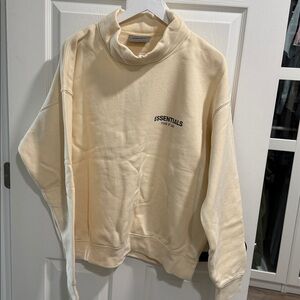 Essentials Light Cream Pullover